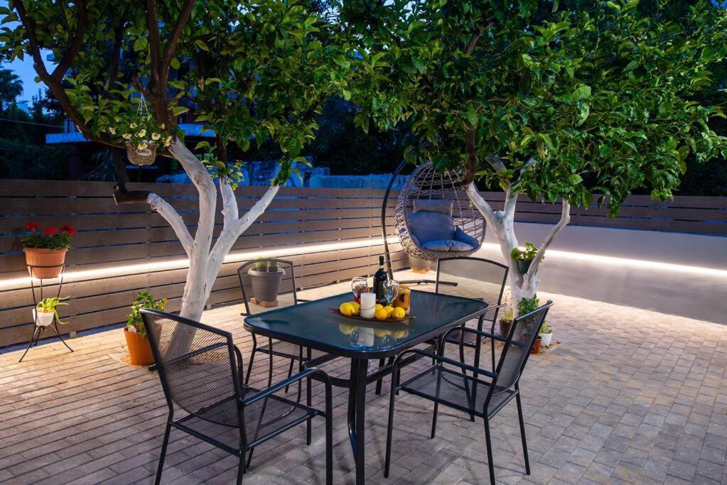 Lemon Garden Stylish Private Apartment กาลามาตา ภายนอก รูปภาพ