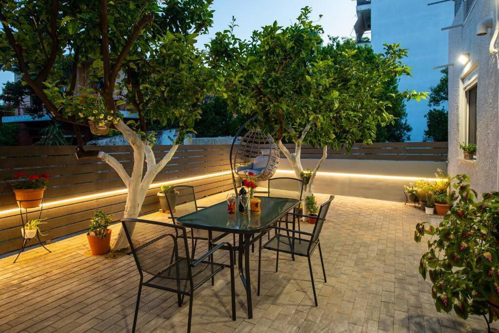 Lemon Garden Stylish Private Apartment กาลามาตา ภายนอก รูปภาพ