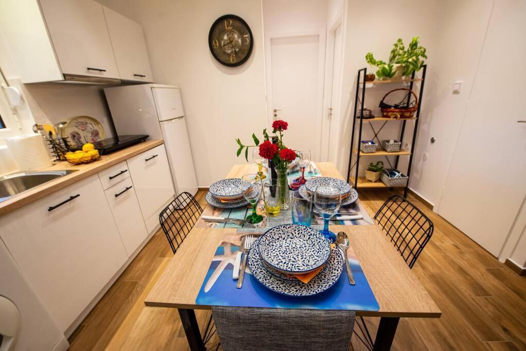 Lemon Garden Stylish Private Apartment กาลามาตา ภายนอก รูปภาพ