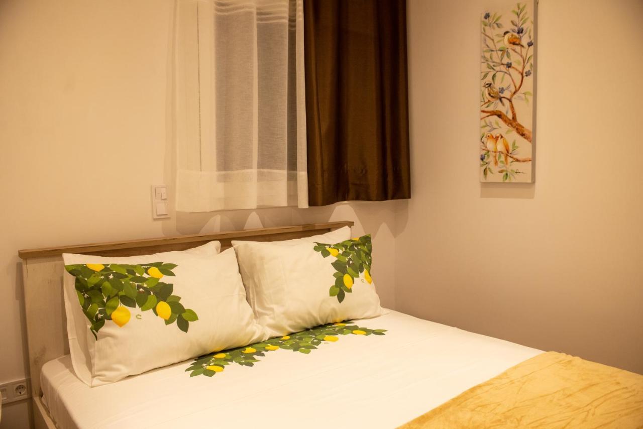 Lemon Garden Stylish Private Apartment กาลามาตา ภายนอก รูปภาพ